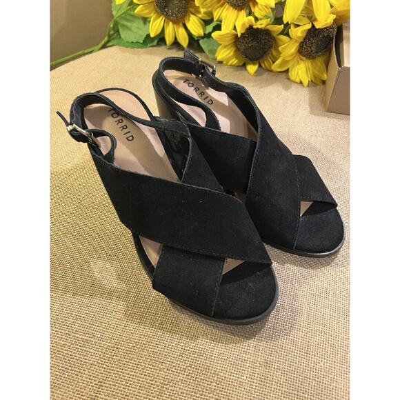 Torrid Black Slingback Suede Chunky Block Heels Women's 10 Wide - Picture 5 of 8